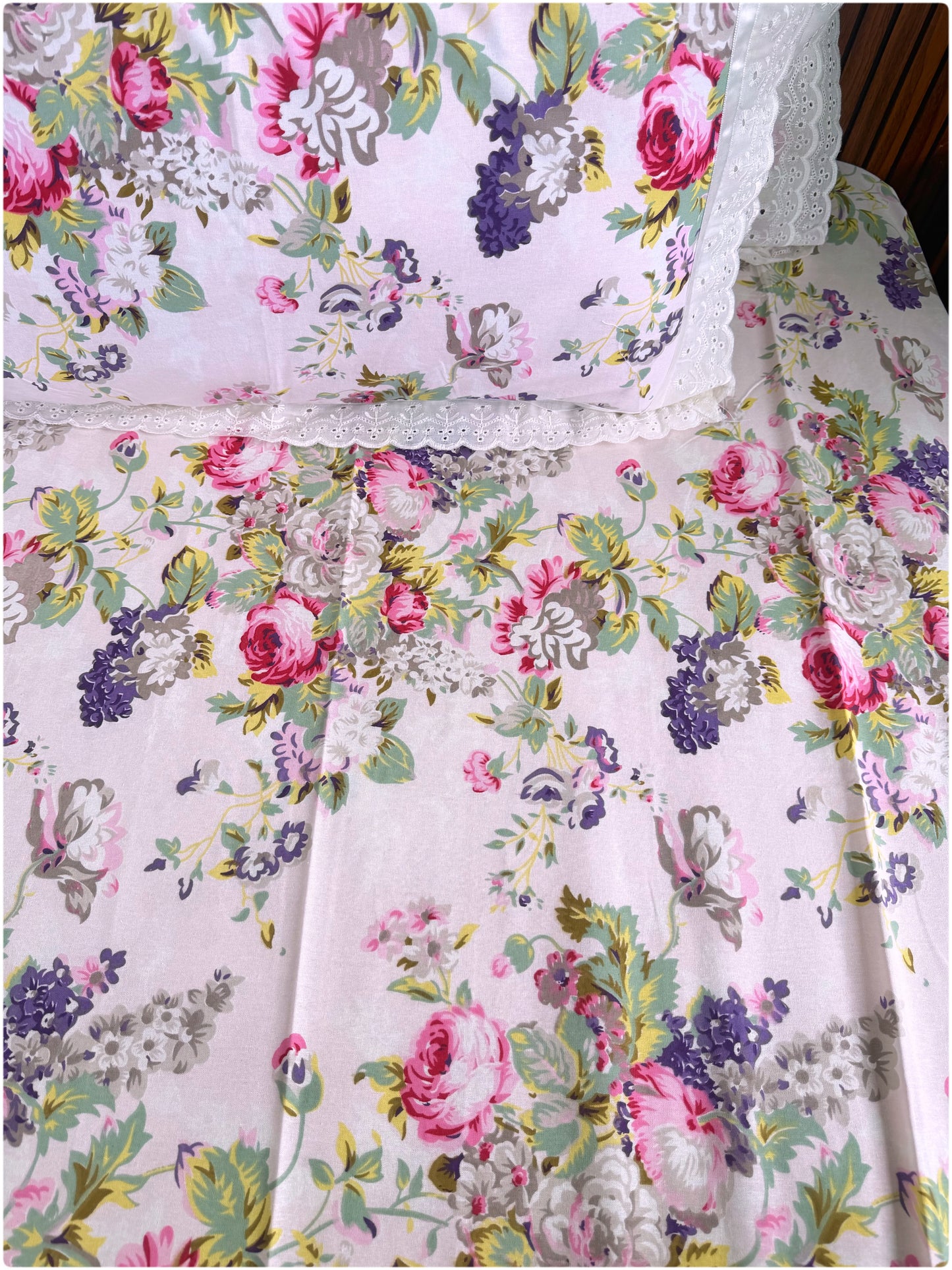 Floral Printed Super King Sized Bedsheet & Pillow Covers with Lace - Baby Pink