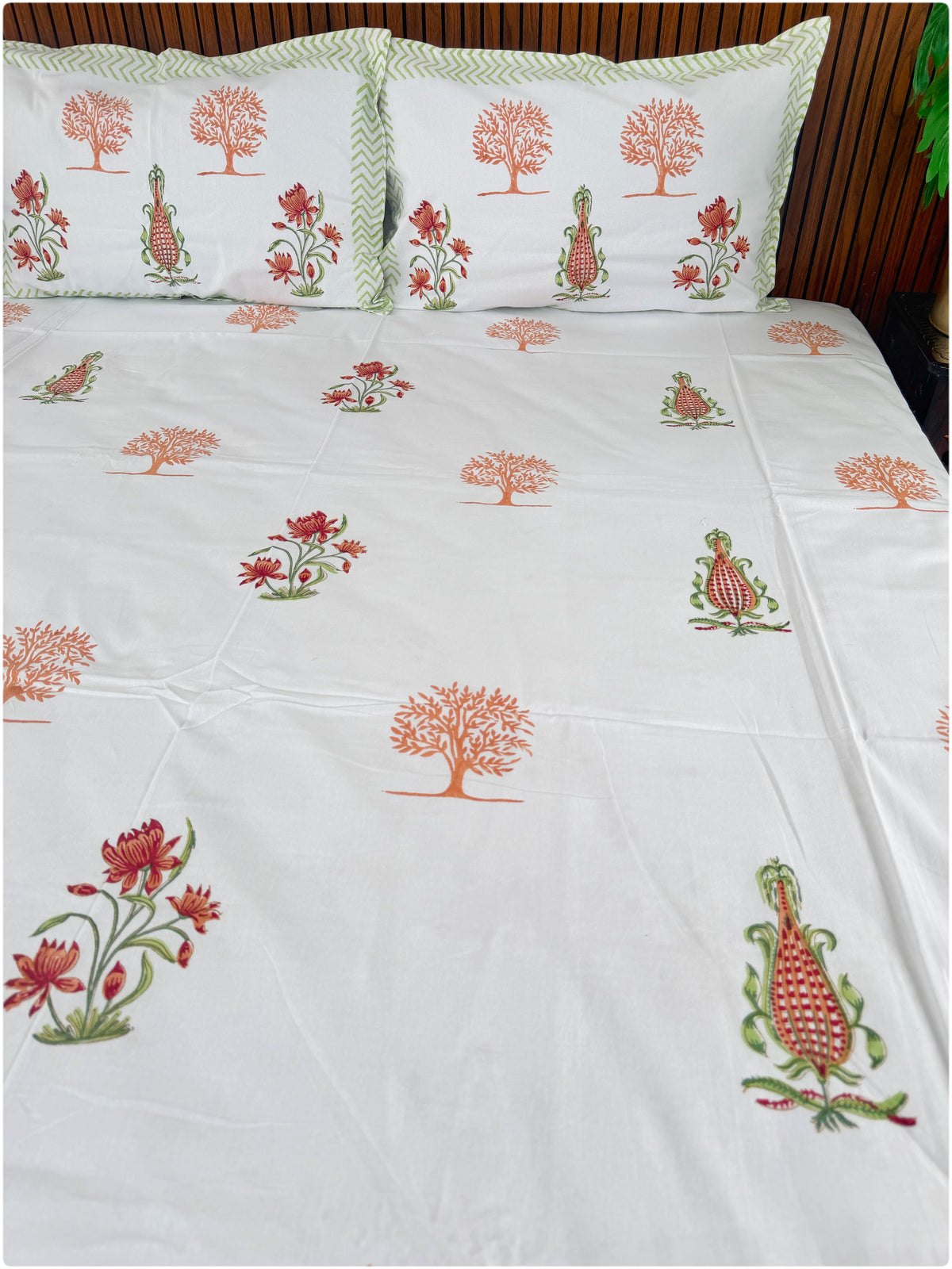 White & Rust OG Handblock Bedsheet