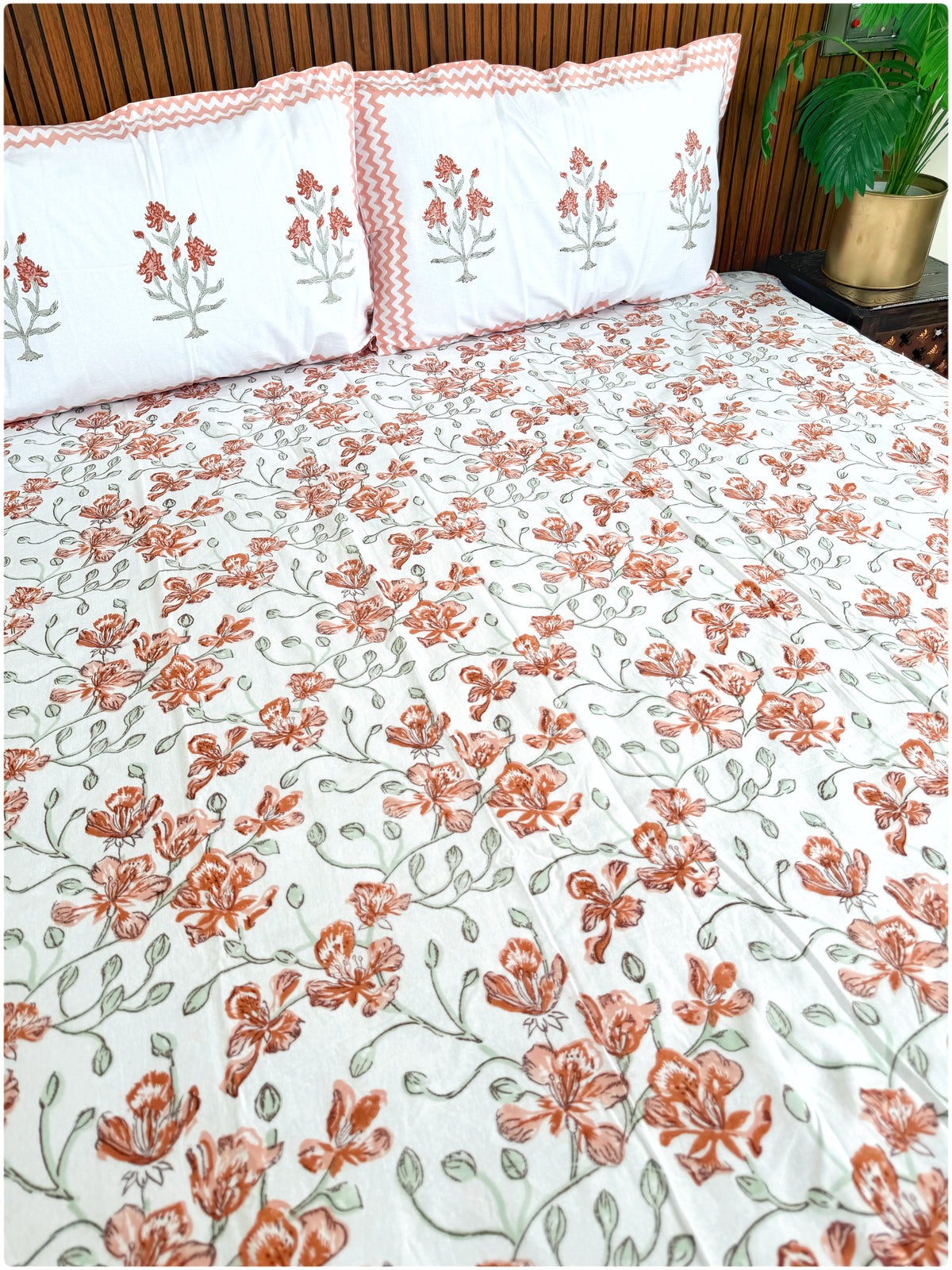 White & Peach OG Handblock Super King Bedsheet