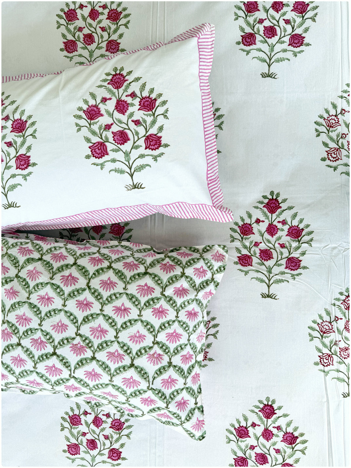 White & Rani OG Handblock Super King Bedsheet