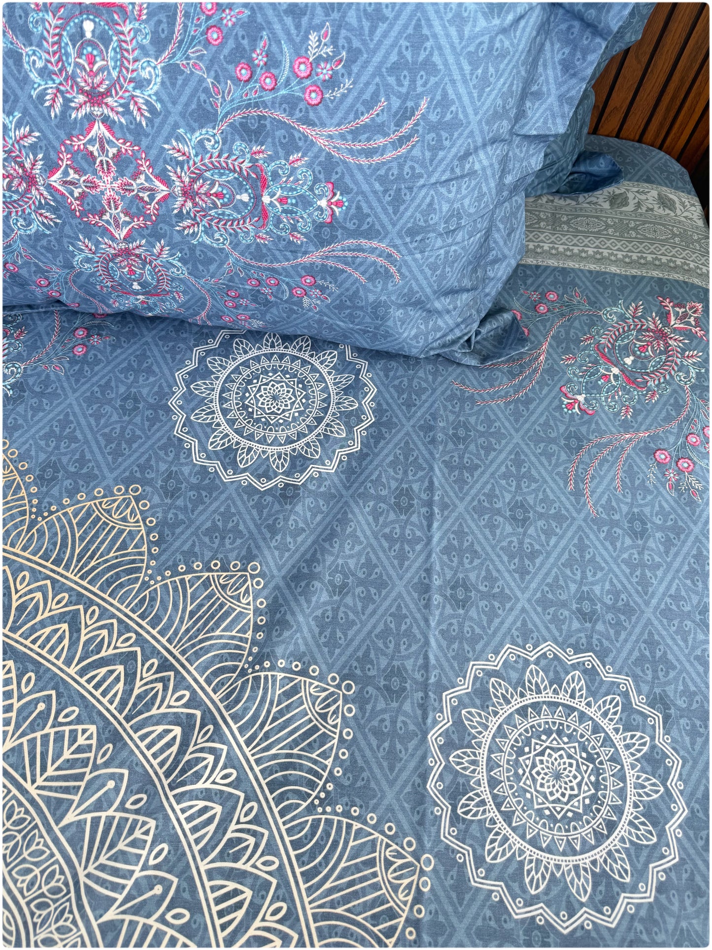 Ethnic Fine Printed Super King Size Bedsheet - 300TC - Light Blue